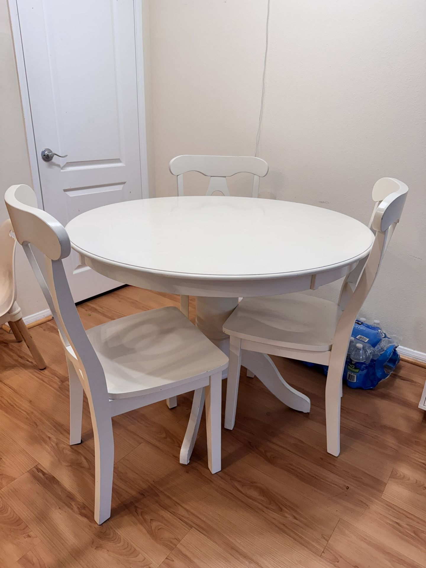 Dine Table