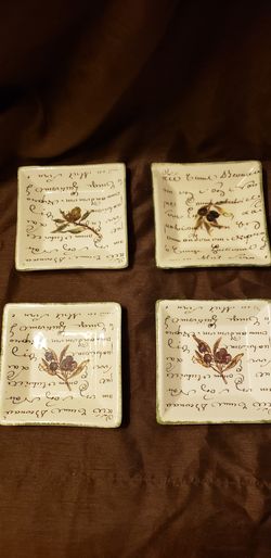 Kitchen , Williams Sonoma square plates porcelain