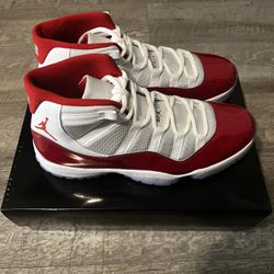 Nike Air Jordan 11 Cherry ( Size 13 )