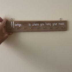 mask hanger