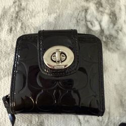 Coach Signature Embossed Black Patent Leather Turnlock Bifold Wallet