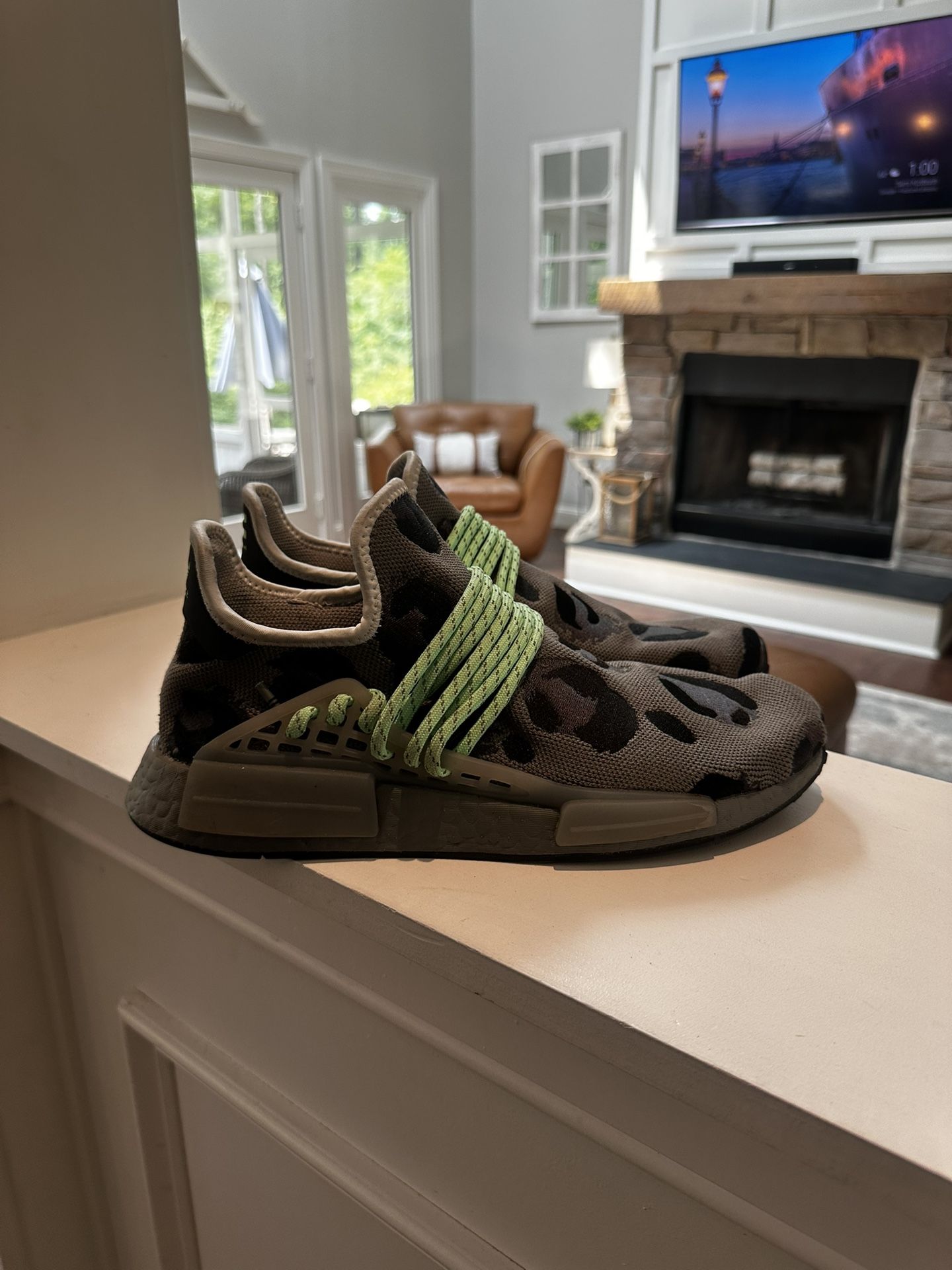 ADIDAS X PHARELL WILLIAMS MEN HU NMD ANIMAL PRINT