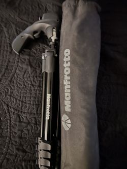 Manfrotto Compact Action Aluminum Folding Tripod.