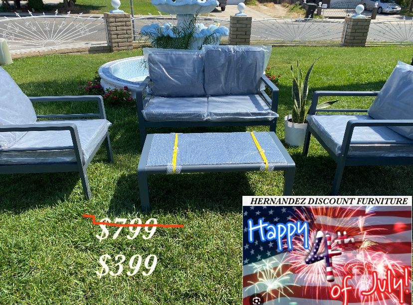 Brand New Patio Set