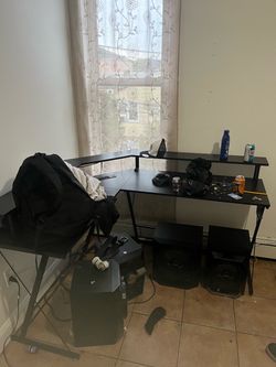 Gaming table