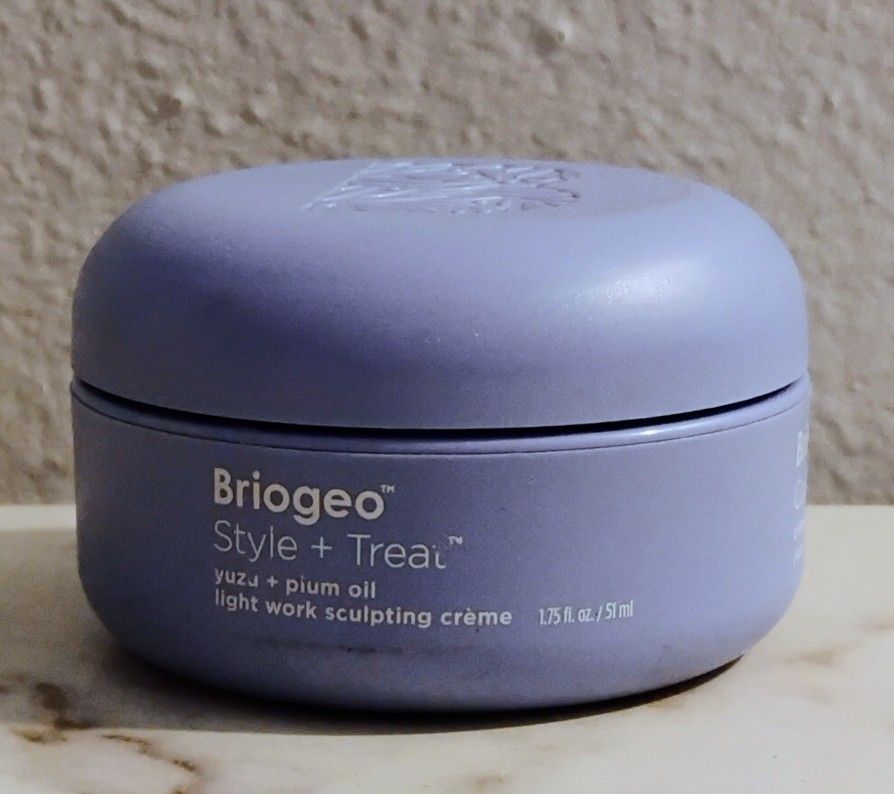 "Briogeo" Style & Treat Sculpting Creme