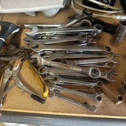 🔧 Mixed Hand Tools, Sockets, Screwdrivers & More – Cheap! Selling variety of hand tools/shop stuff 