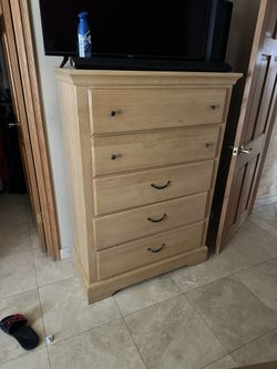 Queen Size Bedroom Set 