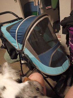 Pet stroller