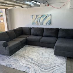 Large 3 pc gray sectional couch with chaise ( Delivery Available )