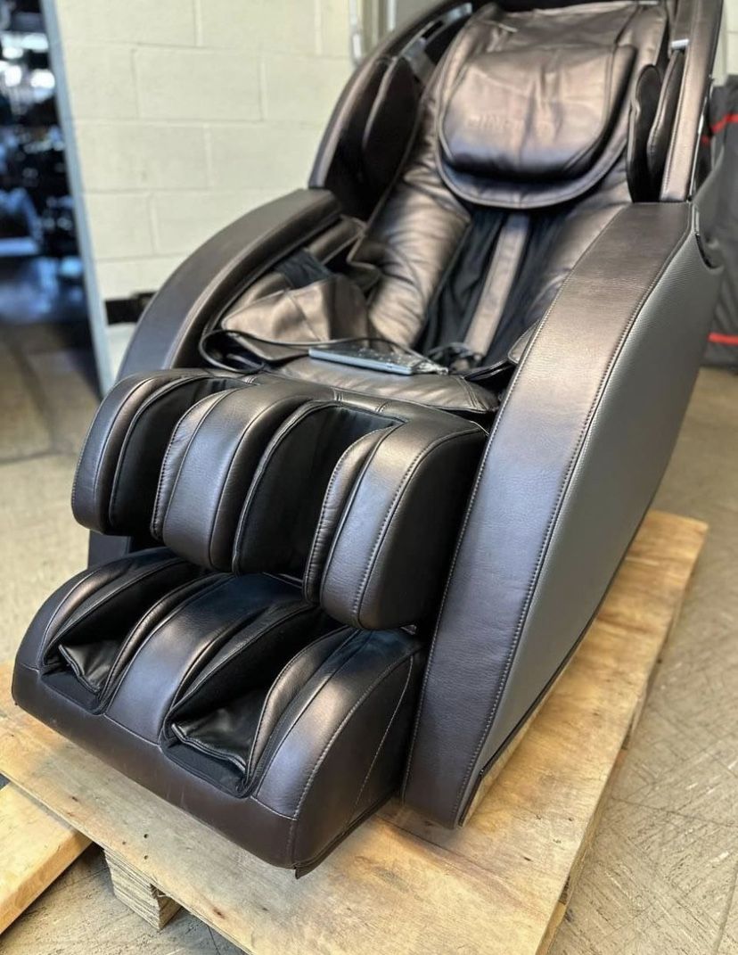 Infinity Evolution 3D/4D Massage Chair