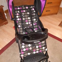 Nice Easy Fold Stroller