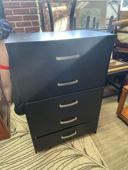 Black 5-Drawer Dresser with Silver Handles