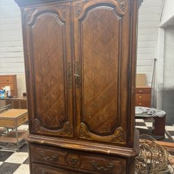 Thomasville Camille French Provincial Armoire