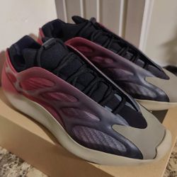 Yeezy 700 V3 Fade Carbon