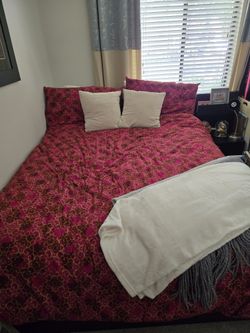 Modern IKEA Queen Bedroom Set – Complete Package! (Espresso Finish)