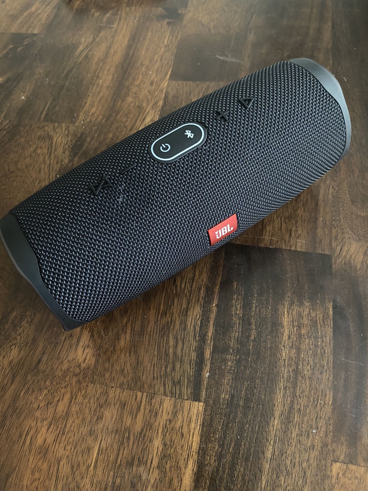 JBL Charge 4