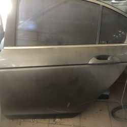 2011 Honda Accord driver side doors complete