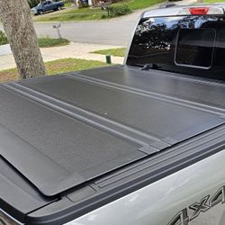 Truck Bed Cover 5.5 Foot