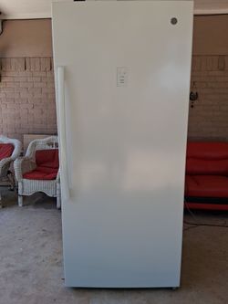 GE freezer (new)