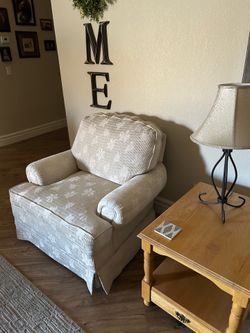 Arm chair