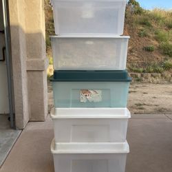 5 Large Storage Bins