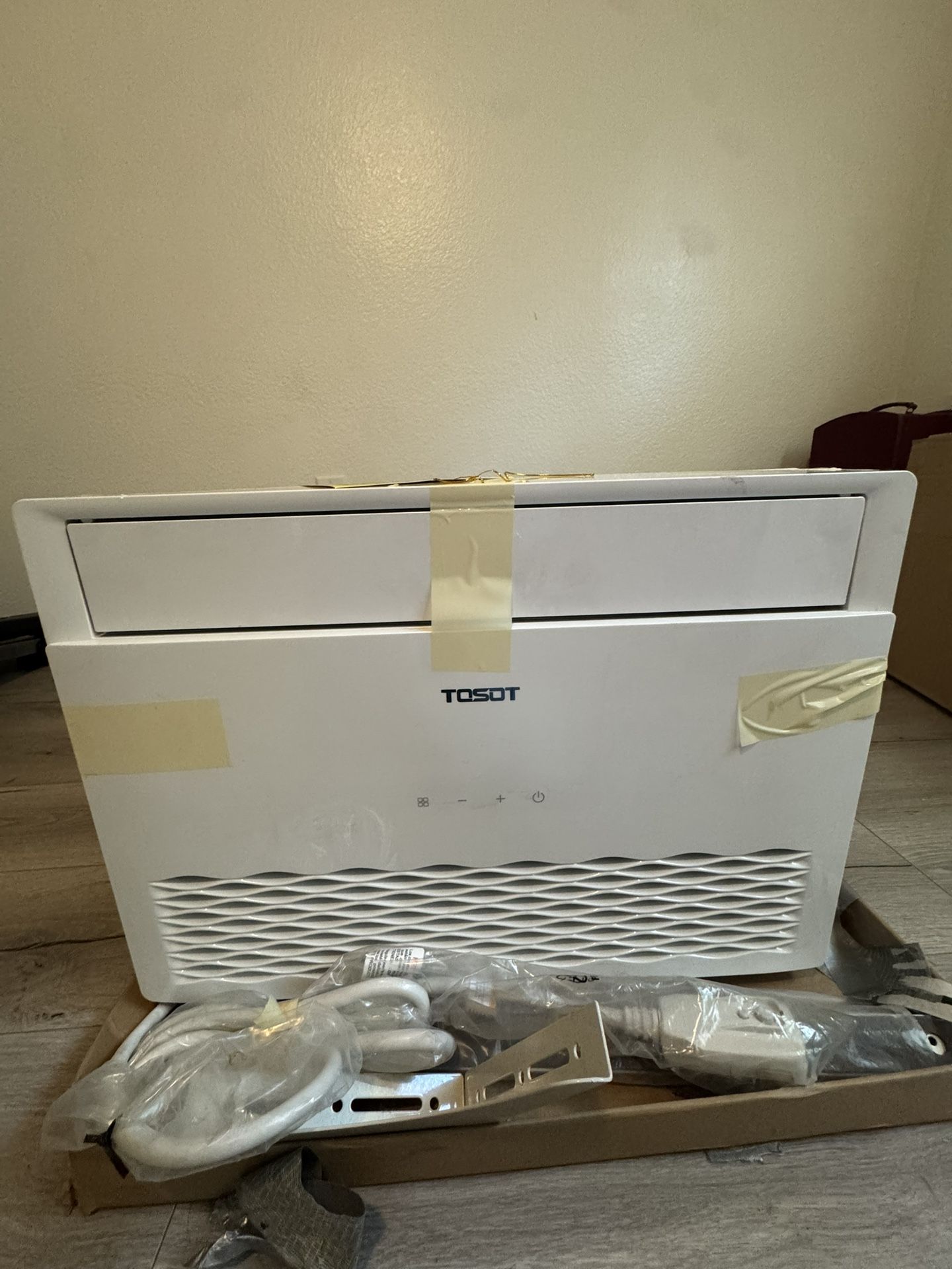 Brand New in Window AC