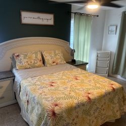 Bedroom Furniture With Mirror Dresser