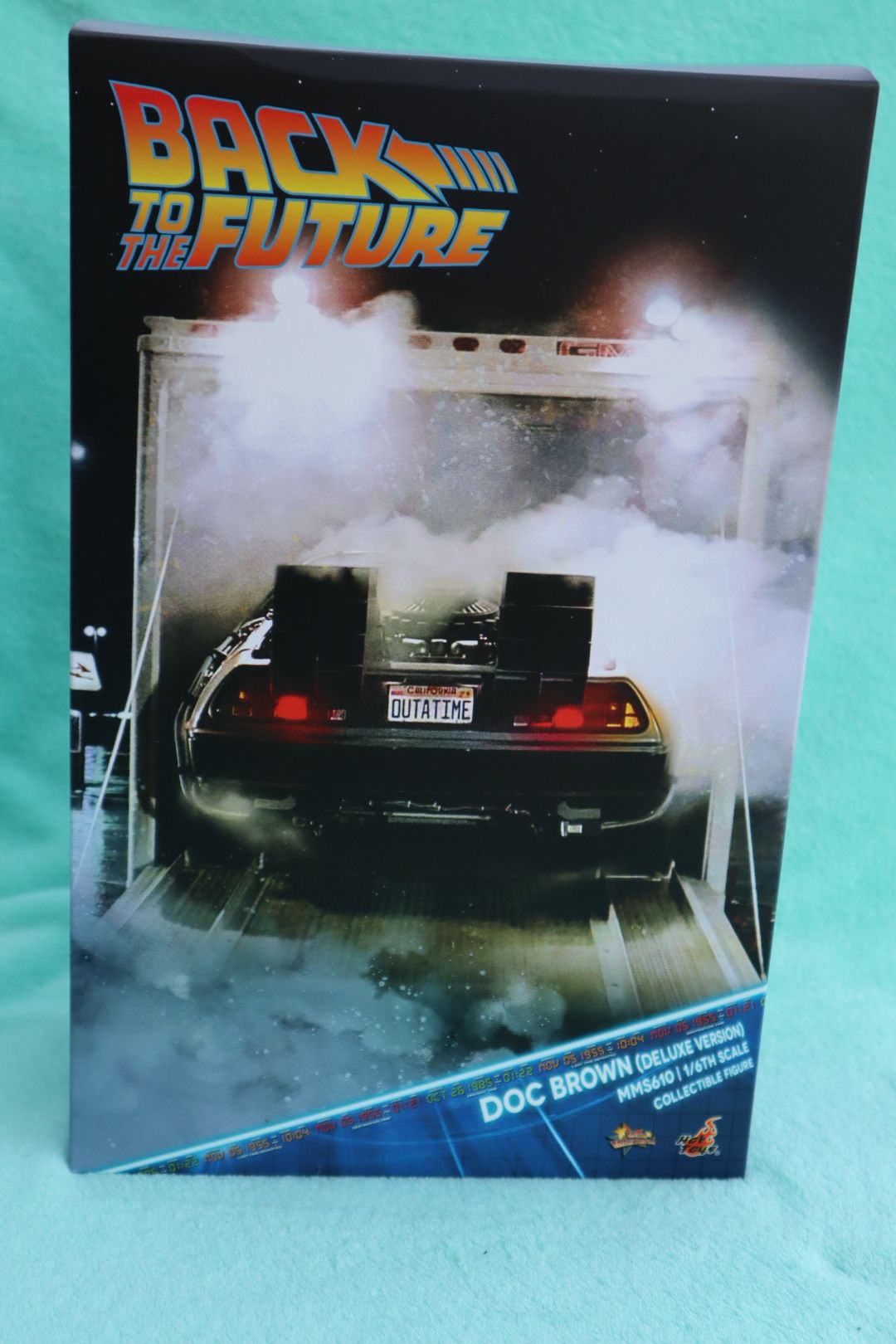 Hot Toys Back to the Future Doc Brown Deluxe Sixth Scale Figure