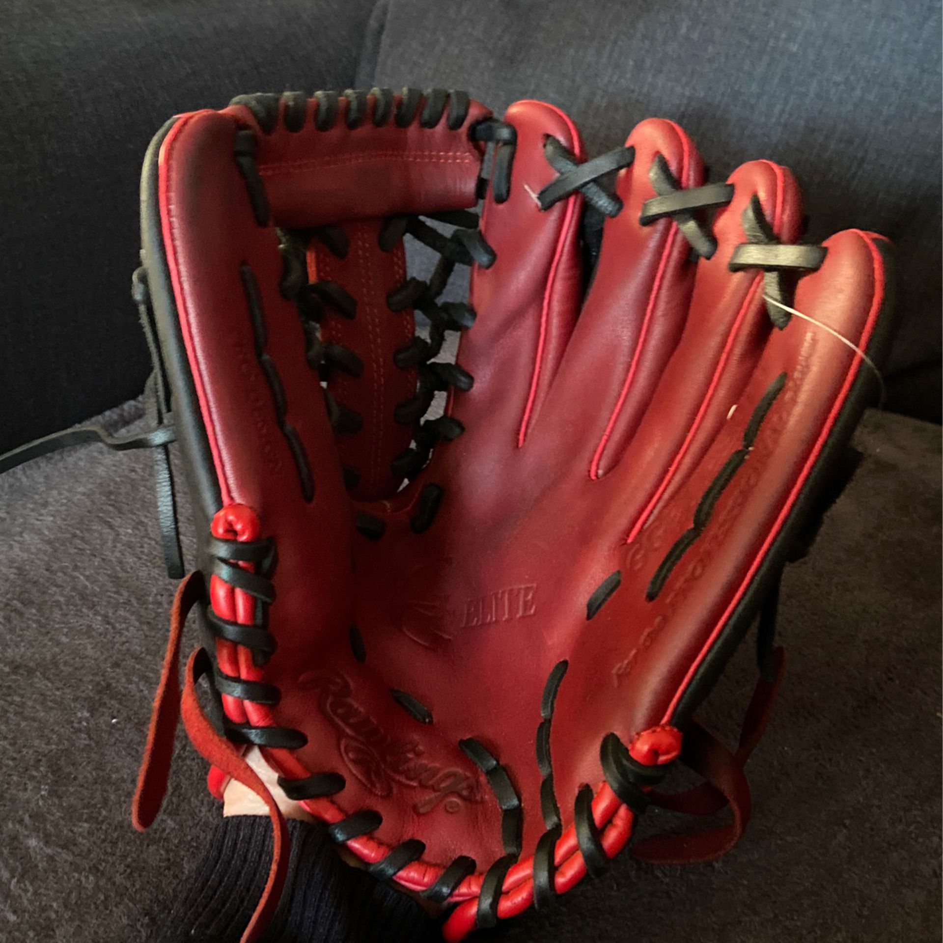 Rawlings Gold Glove Elite 11.5” Baseball Glove