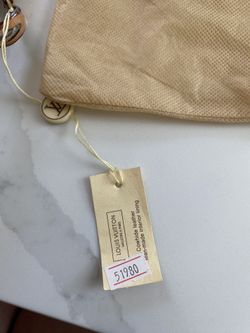 Louis Vuitton Crossbody Bag for Sale in Cincinnati, OH - OfferUp