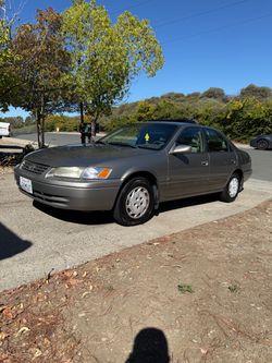 1999 Toyota Camry