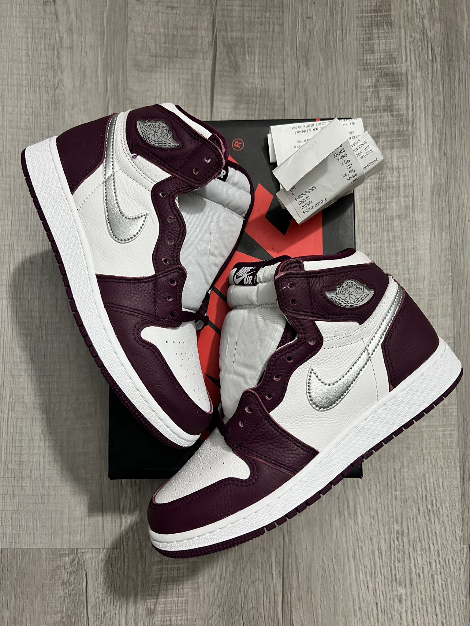 Jordan 1 Retro High “Bordeaux” Size 5.5Y Brand New