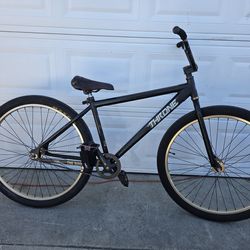 29 inch Throne Goon - Custom Parts - Maxxis Tires