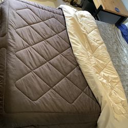 College Comforter
