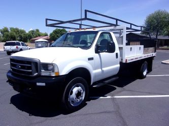 2002 Ford F550 Super Duty Regular Cab & Chassis