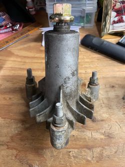 Craftsman 38” mower deck spindle