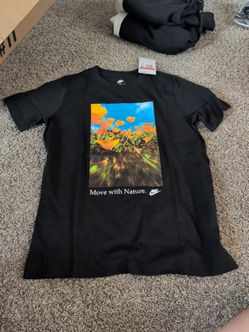 Nike's shirt - Move with nature