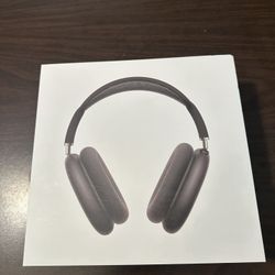 Apple AirPod Max Midnight With Noise Cancellation