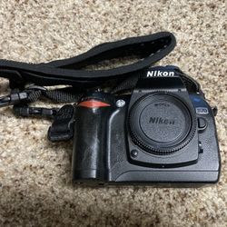 Nikon D70 (body only)