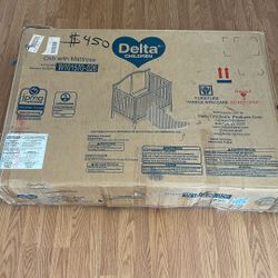 Mini Crib With Mattress 