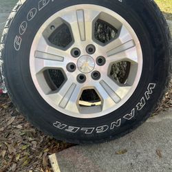4ea 2018 Chev 6 Lug X18” With Tires