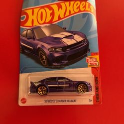 Hot Wheels ’Dodge Charger Hellcat