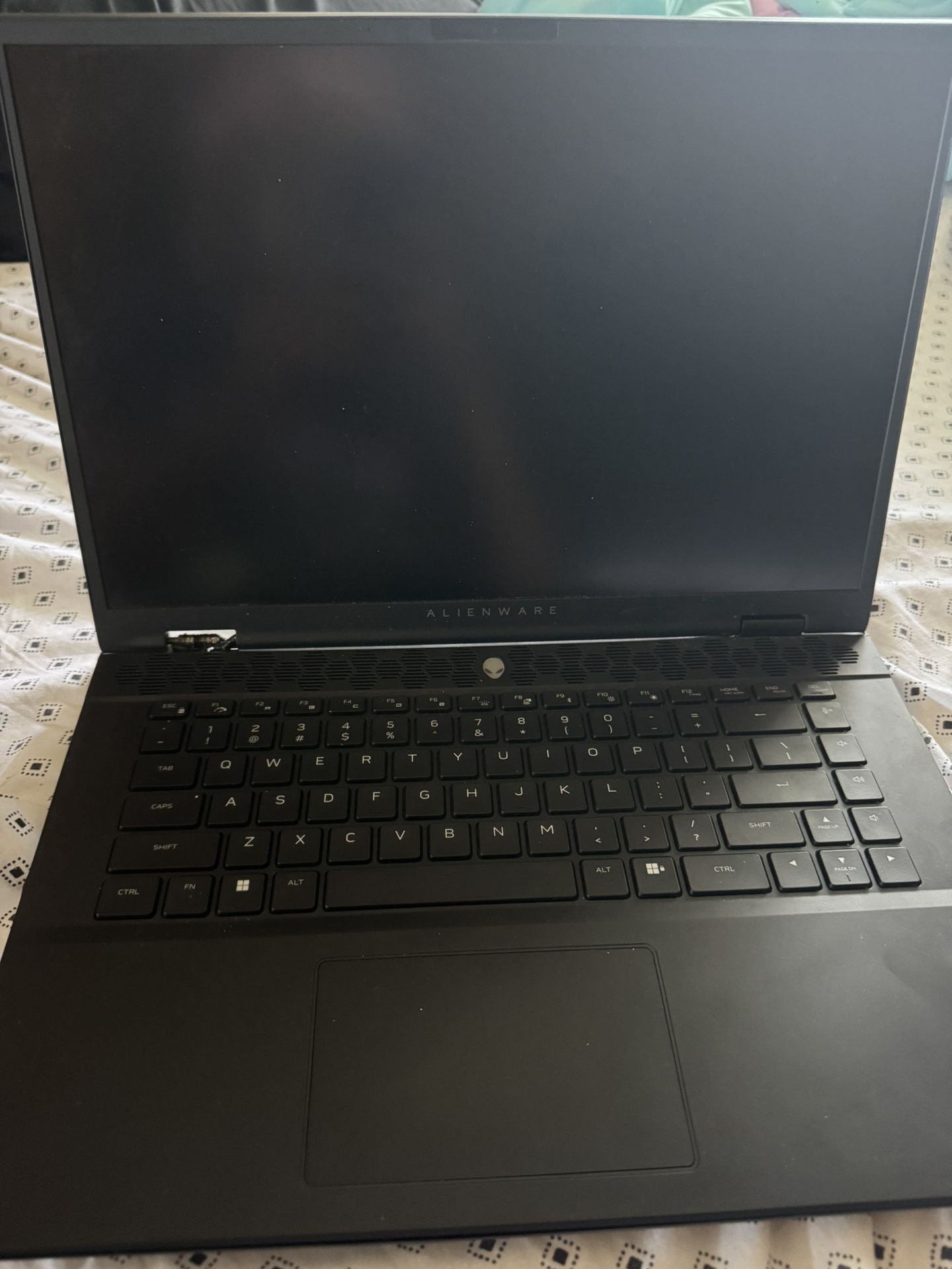 M16 Alienware Laptop