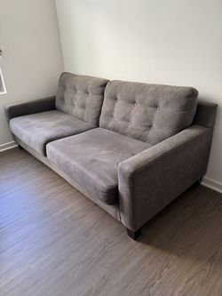 Grey Couch - 1 piece (self pick-up at Irvine, CA92618)