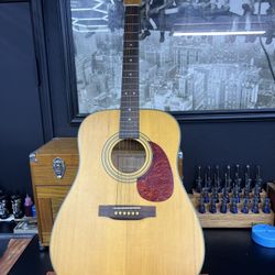 Hohner Professional Acoustic Guitar HW-640 NTF