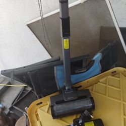 Cordless Vacuum 