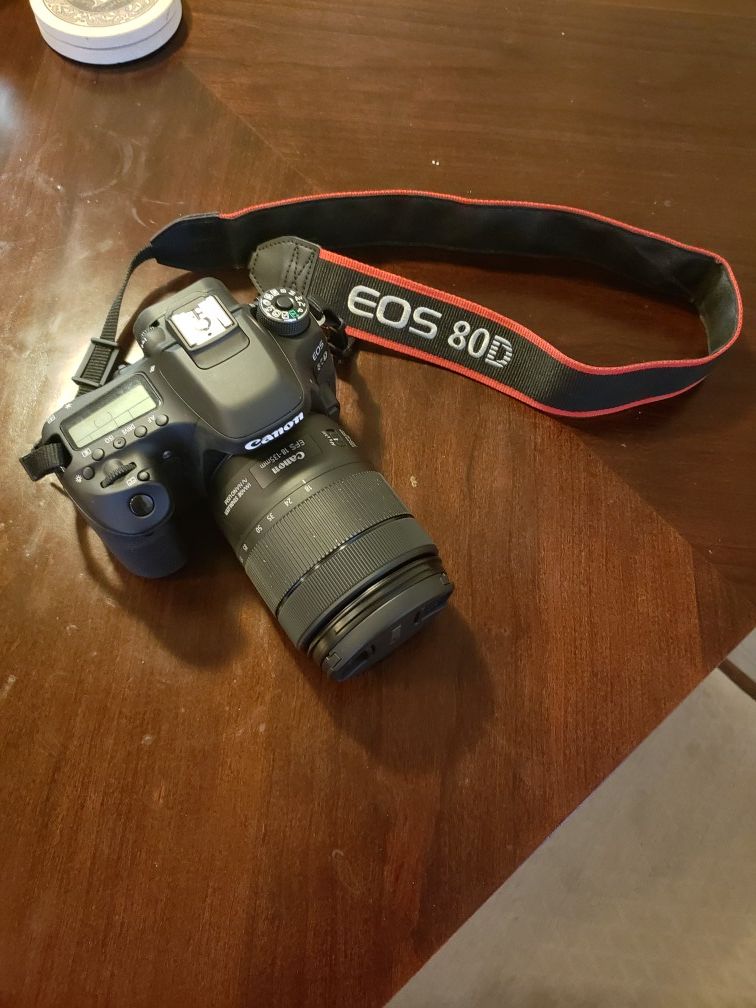 Canon EOS 80D DSLR with 18-135mm lense