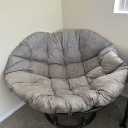 gray papasan chair