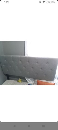 Full size bed